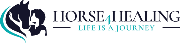 Bild zeigt Nahima (Pferd) & Natalie sowie den Schriftzug HORSE4HEALING
